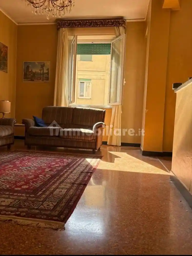 Appartamento in vendita a Genova