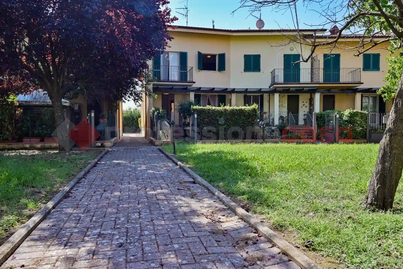 Villetta a schiera - foto 2