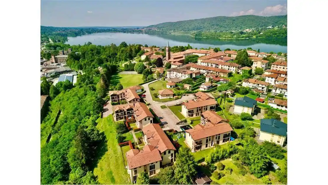 Appartamento in vendita a Varano Borghi