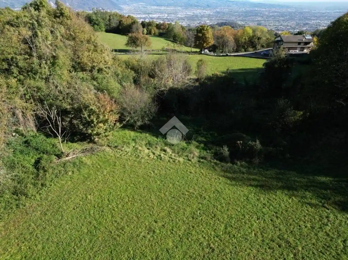 Rustico - Casale in vendita a Schio