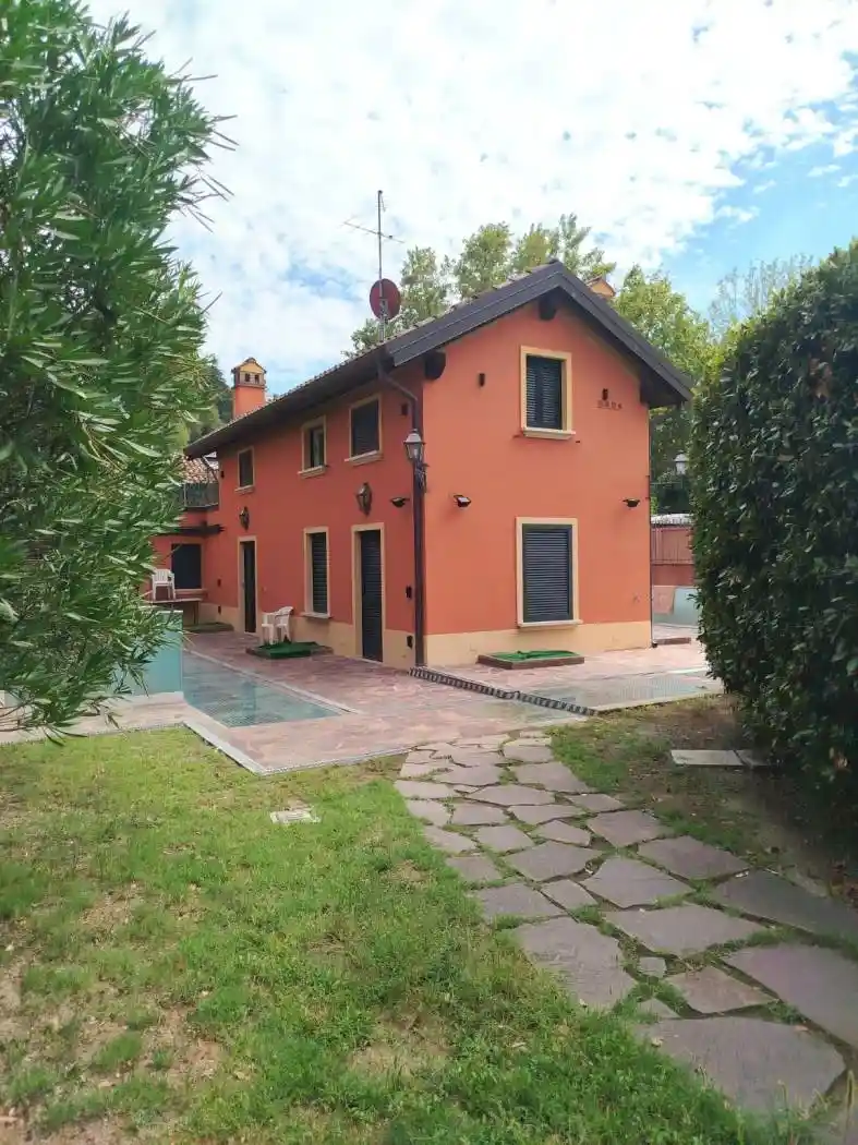 Villa in vendita a Bologna
