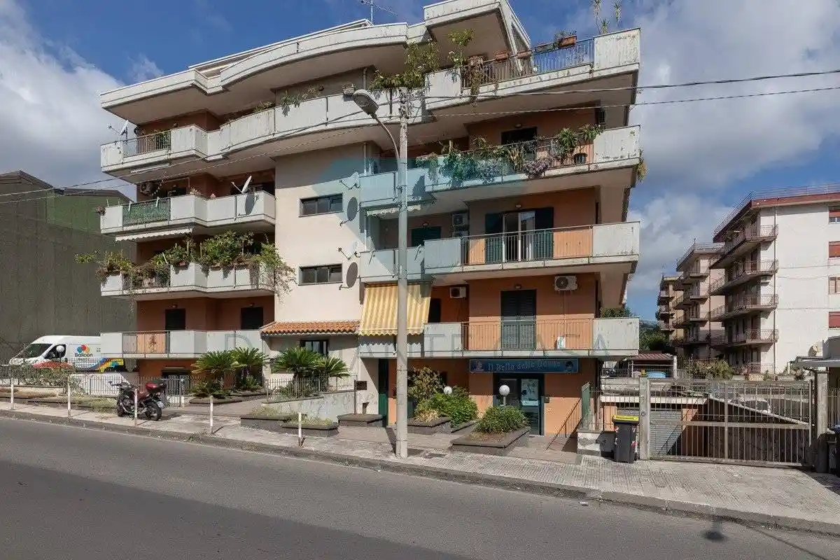 Appartamento in vendita a Giarre