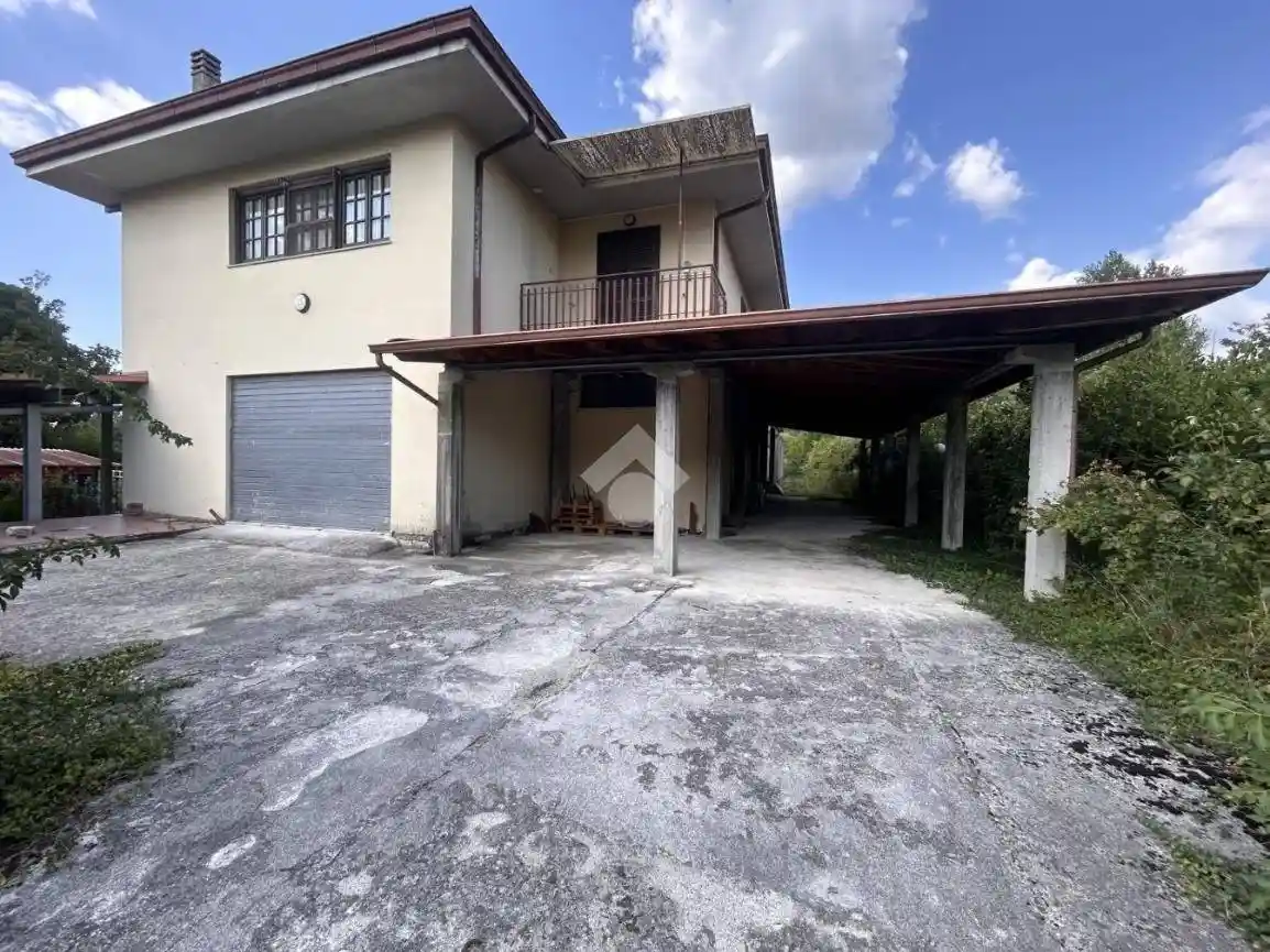 Casa indipendente in vendita a Atina
