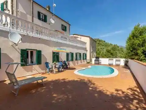 Villa in vendita a Ne