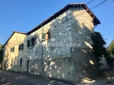 Villa in vendita a Moncalvo