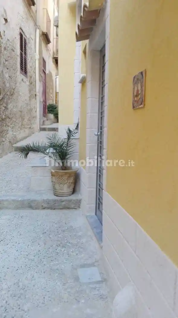 Palazzo - Edificio in vendita a Agrigento