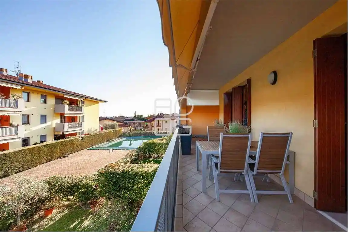 Appartamento in vendita a Desenzano del Garda