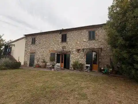 Rustico - Casale in vendita a Serravalle Pistoiese