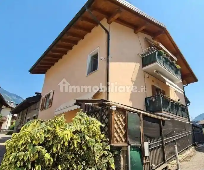 Casa indipendente in vendita a Roncegno Terme
