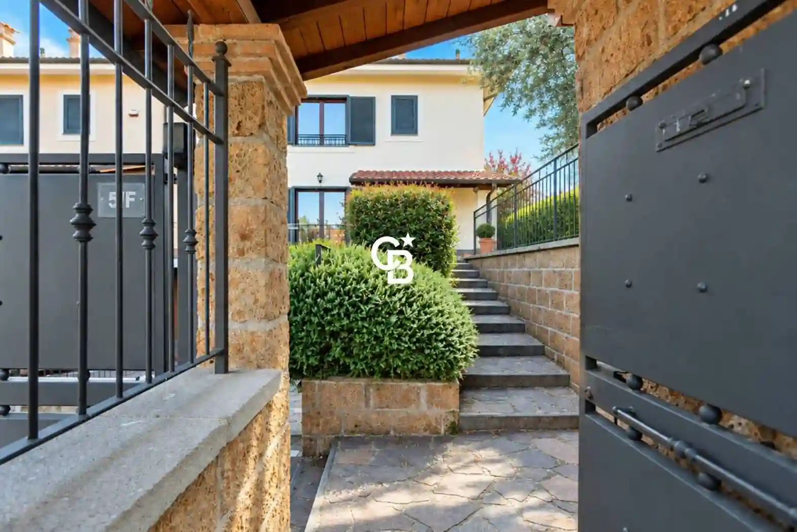 Villa - foto 2