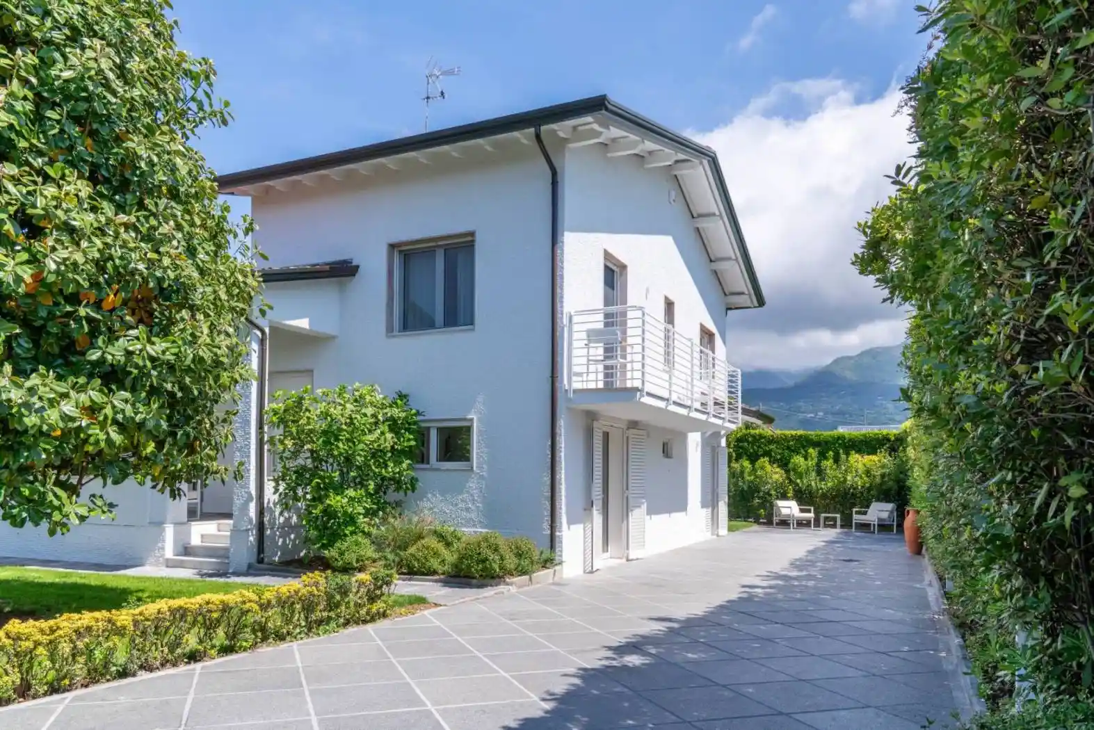 Villa in vendita a Montignoso