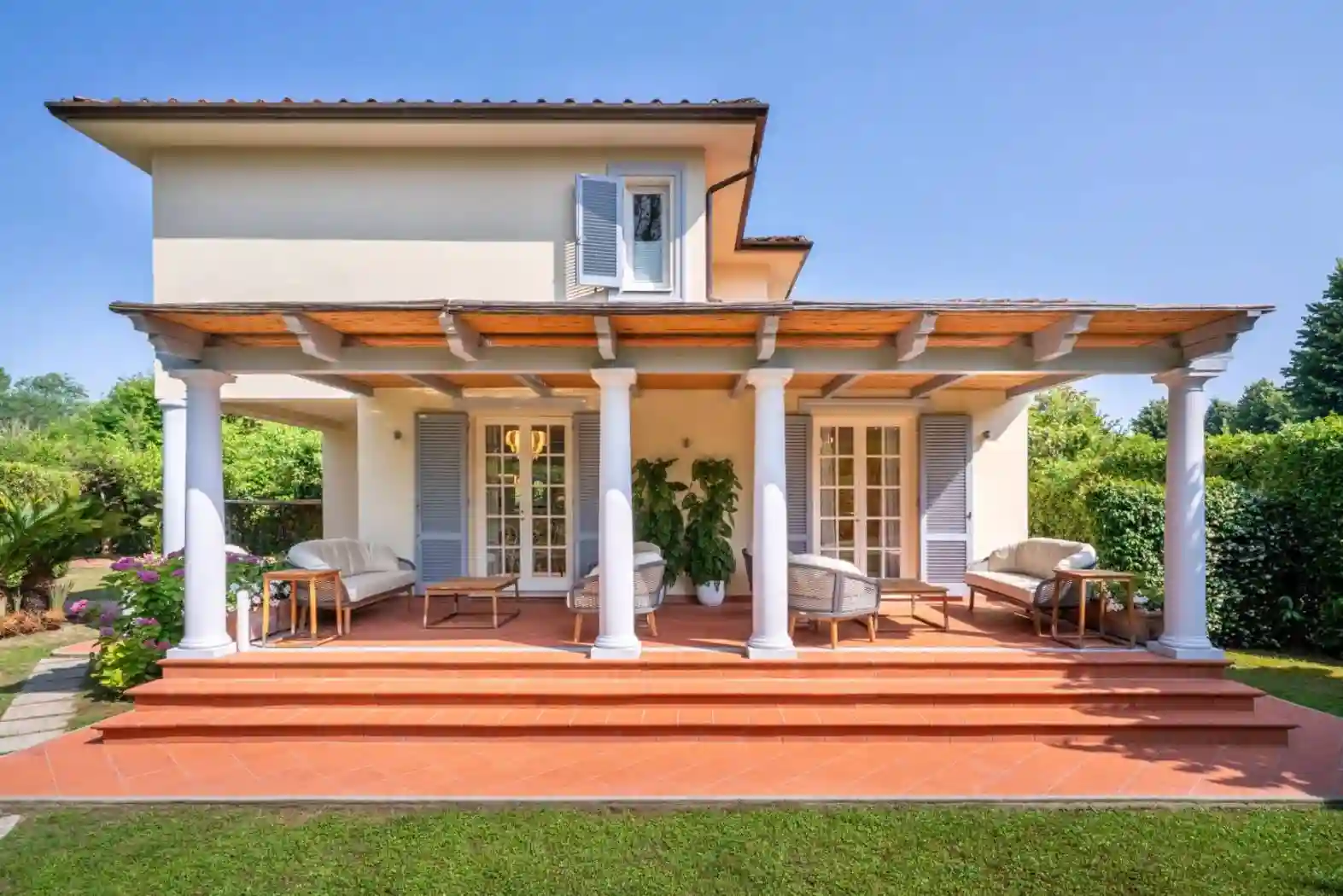 Villa - foto 2