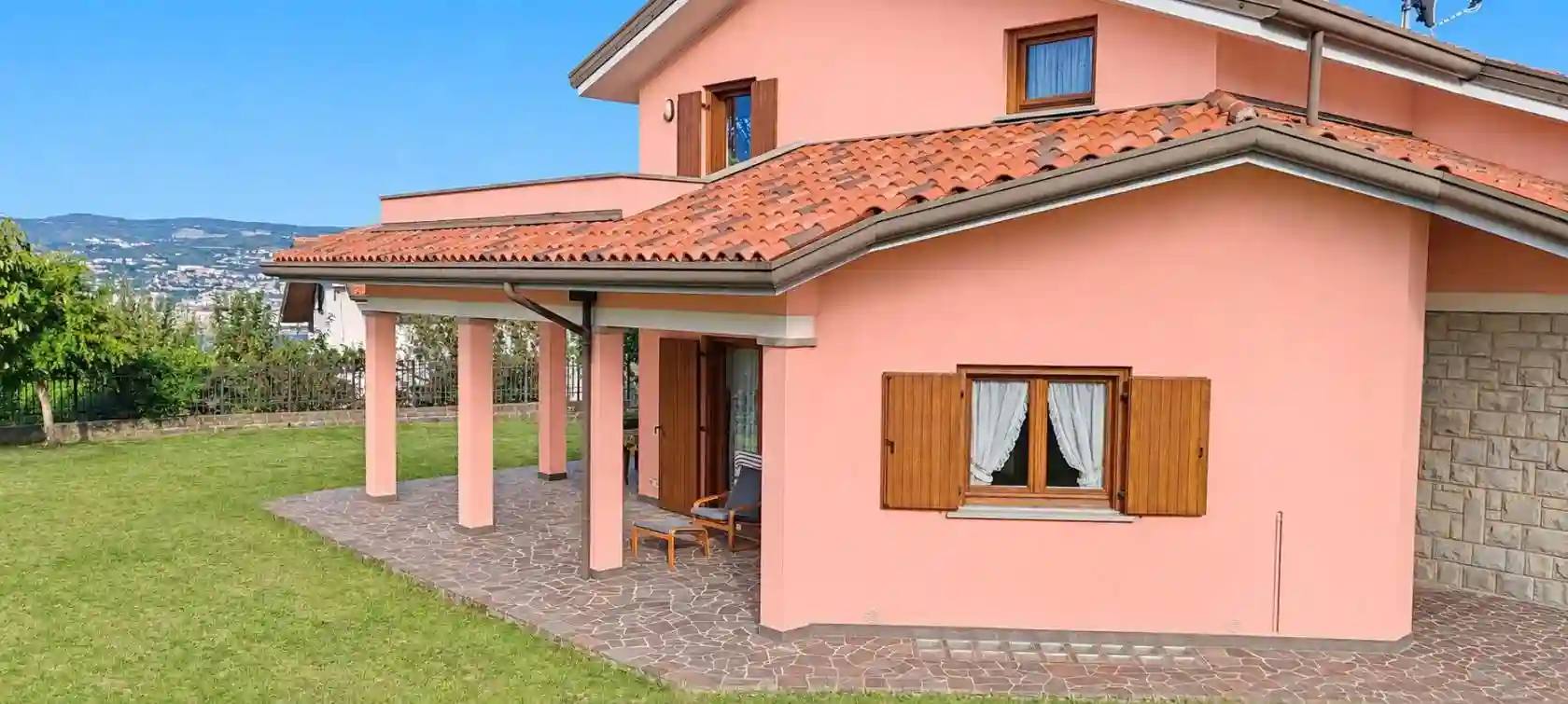 Villa - foto 2