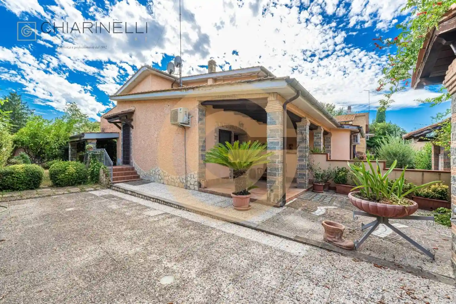 Villa - foto 2
