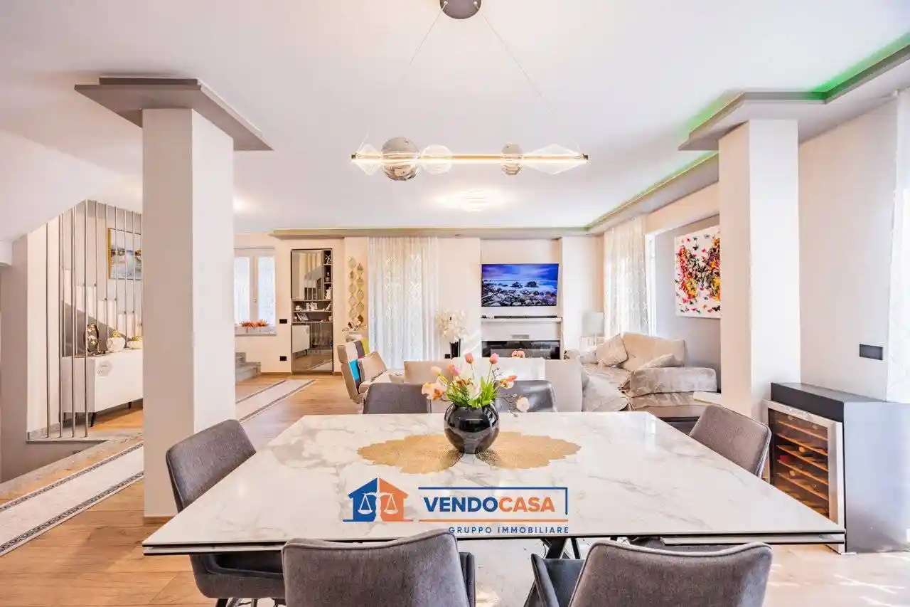 Villa in vendita a Asti