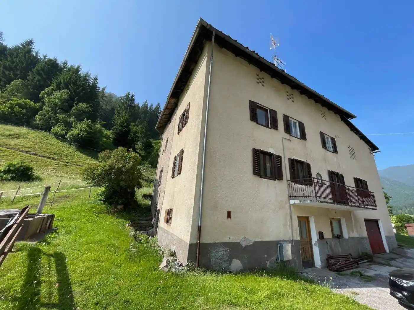 Casa indipendente in vendita a Bedollo
