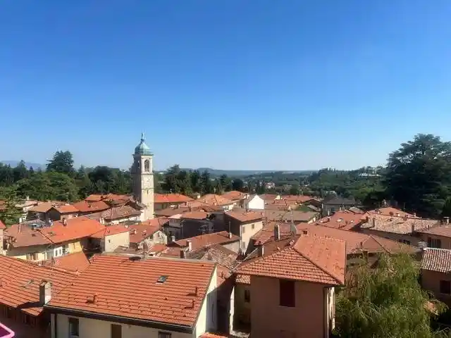 Appartamento in vendita a Varese