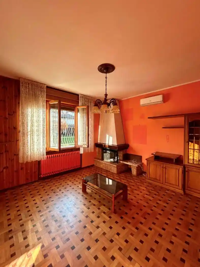 Villa in vendita a Finale Emilia