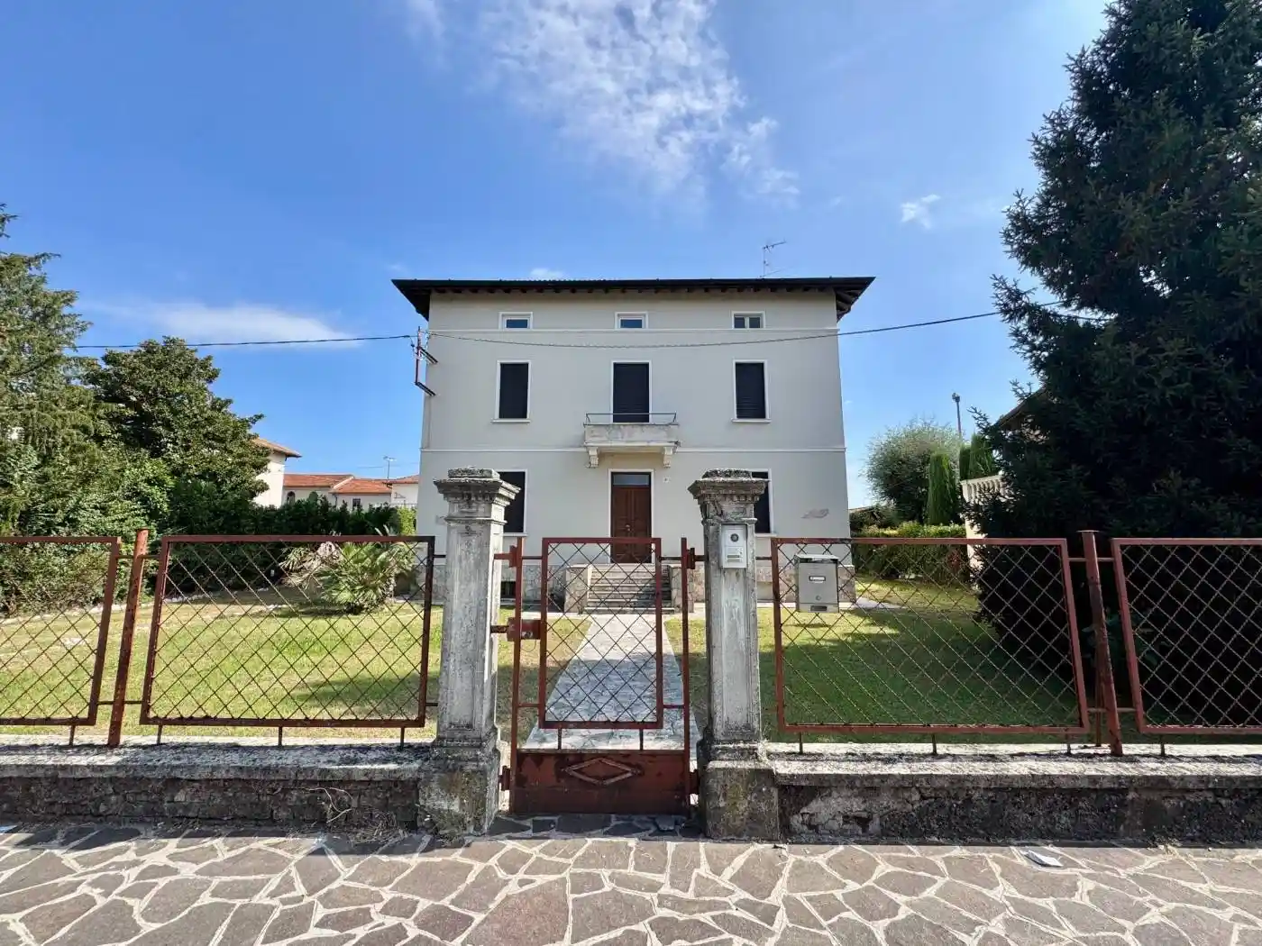Villa in vendita a Bagnolo Mella