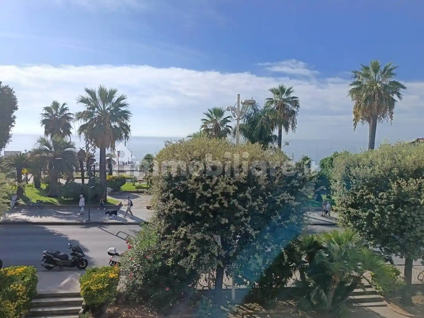Appartamento in vendita a Varazze
