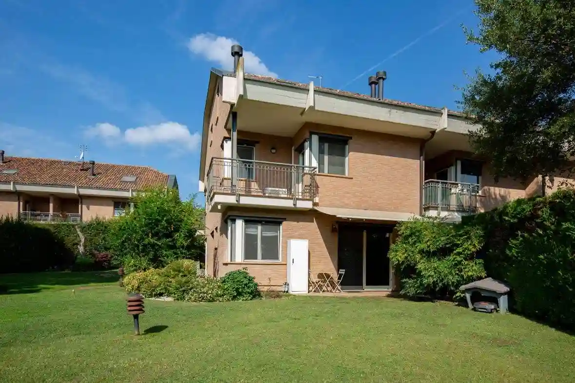 Villetta a schiera - foto 2