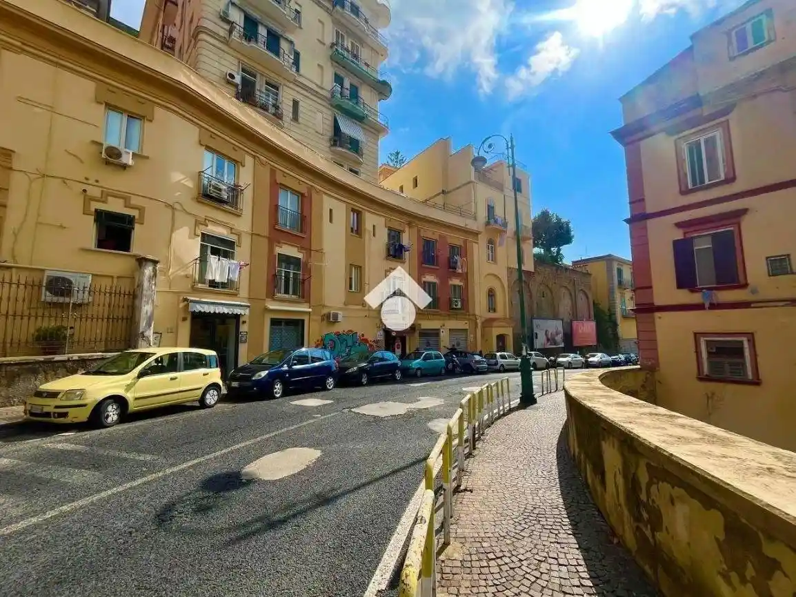 Appartamento in affitto a Napoli