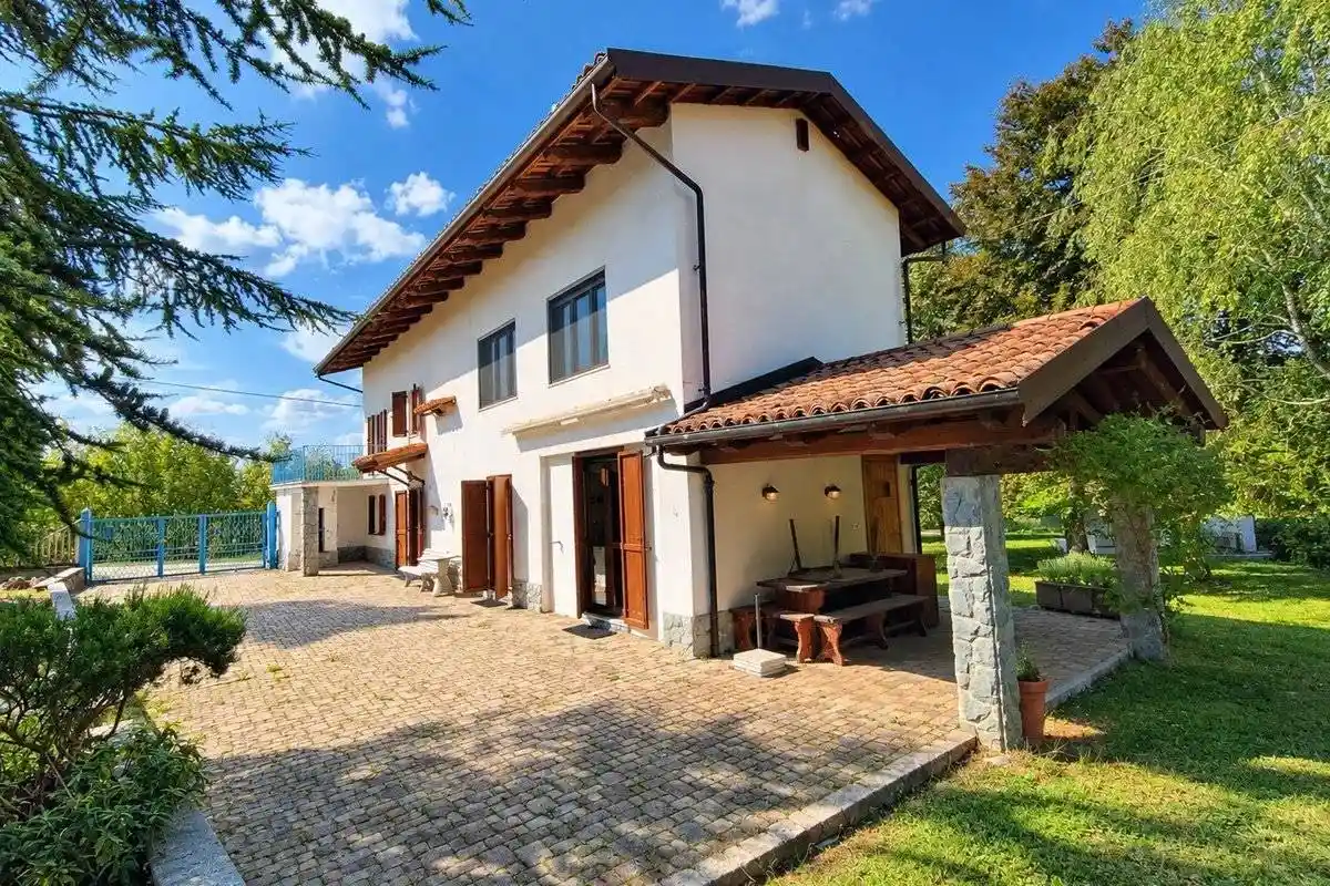 Casa indipendente in vendita a Dogliani