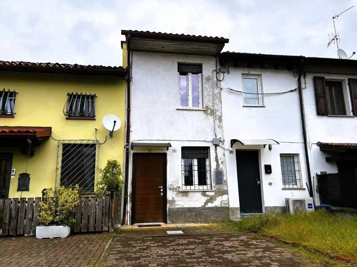 Rustico - Casale in affitto a Linarolo