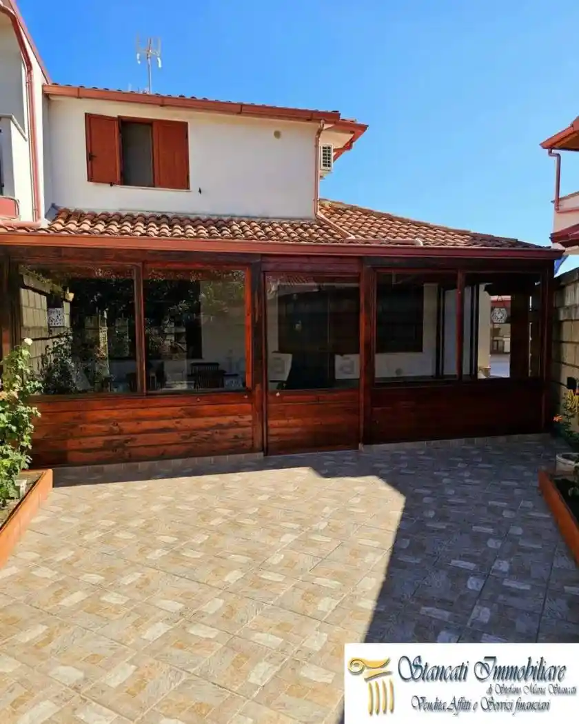 Villa in vendita a Simeri Crichi
