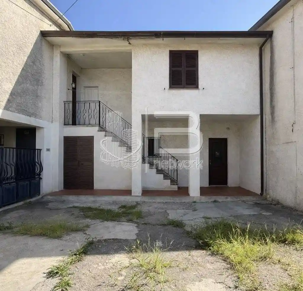 Villetta a schiera in vendita a Massa
