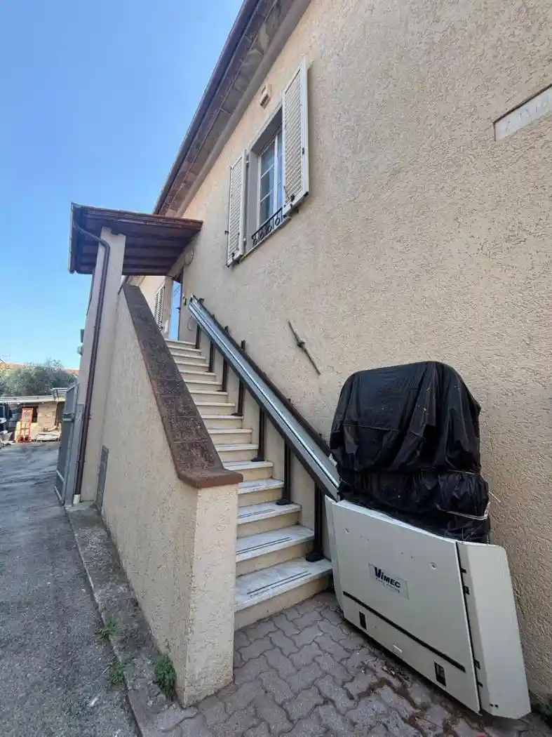 Appartamento in vendita a Seravezza