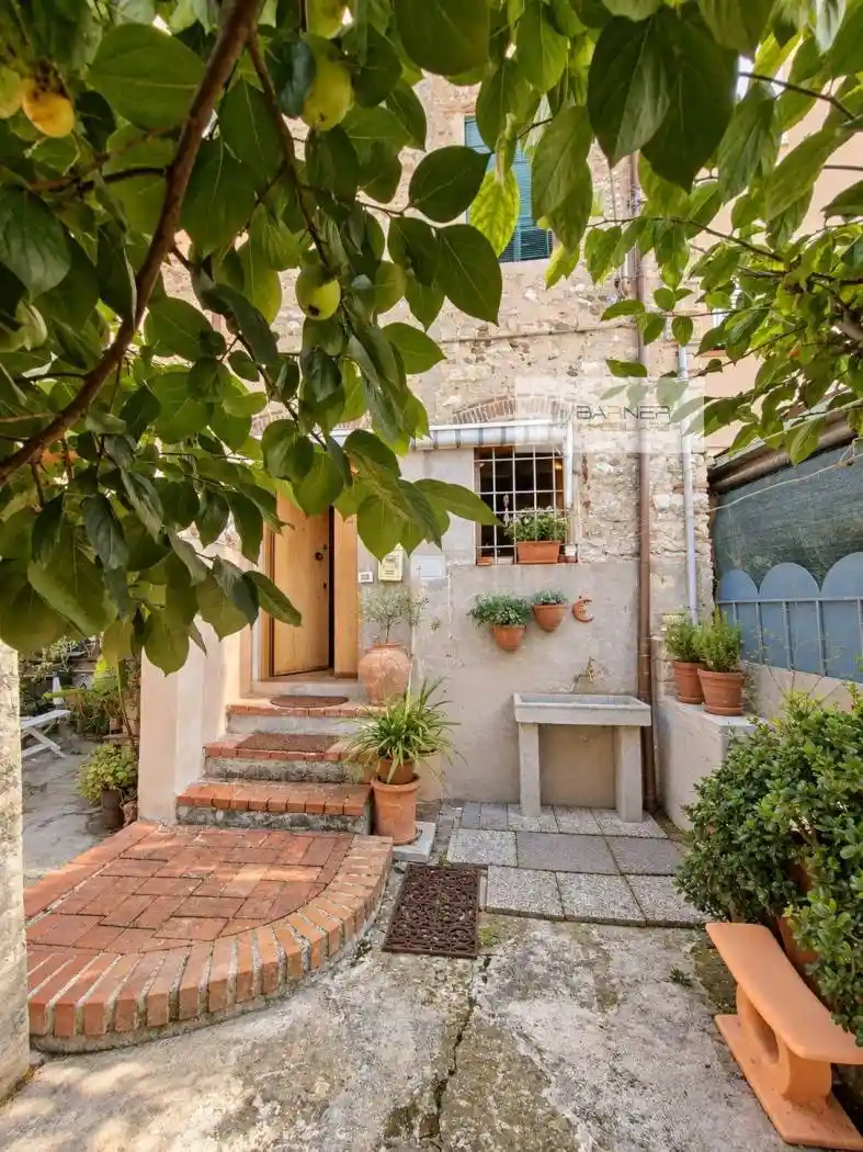 Casa indipendente in vendita a Massarosa