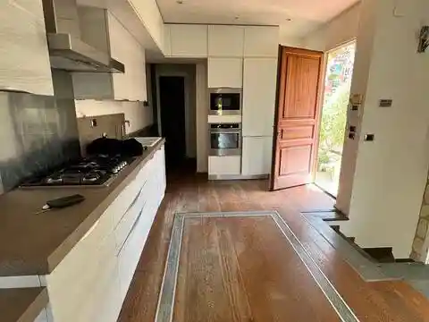 Villa in vendita a Sesto Fiorentino