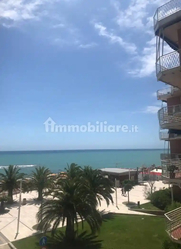 Appartamento in vendita a Borghetto Santo Spirito