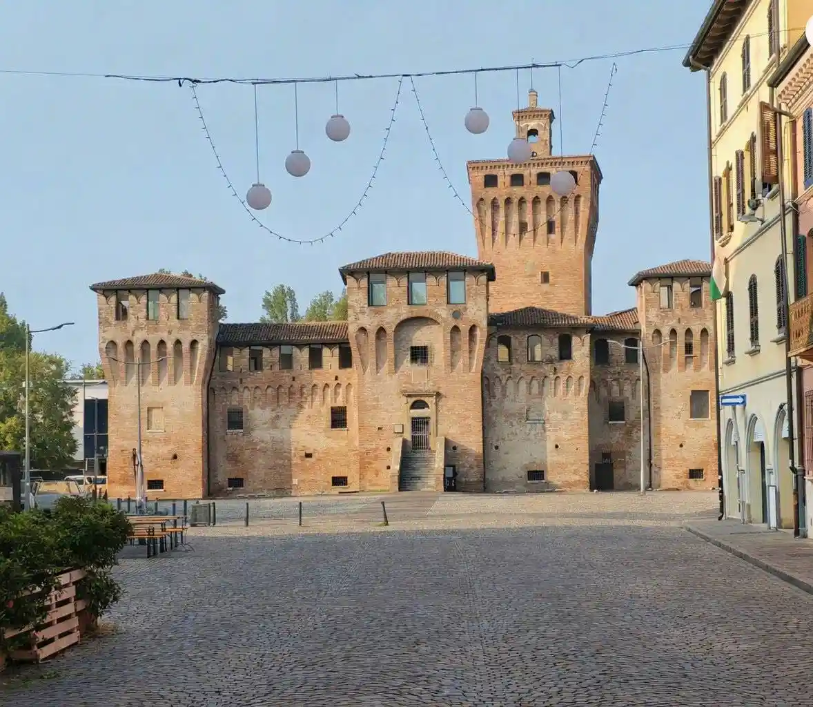 Appartamento in vendita a Cento