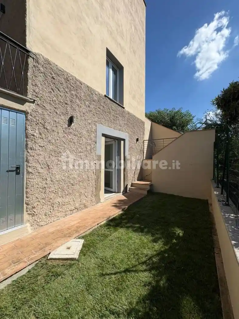 Appartamento in vendita a Grottaferrata