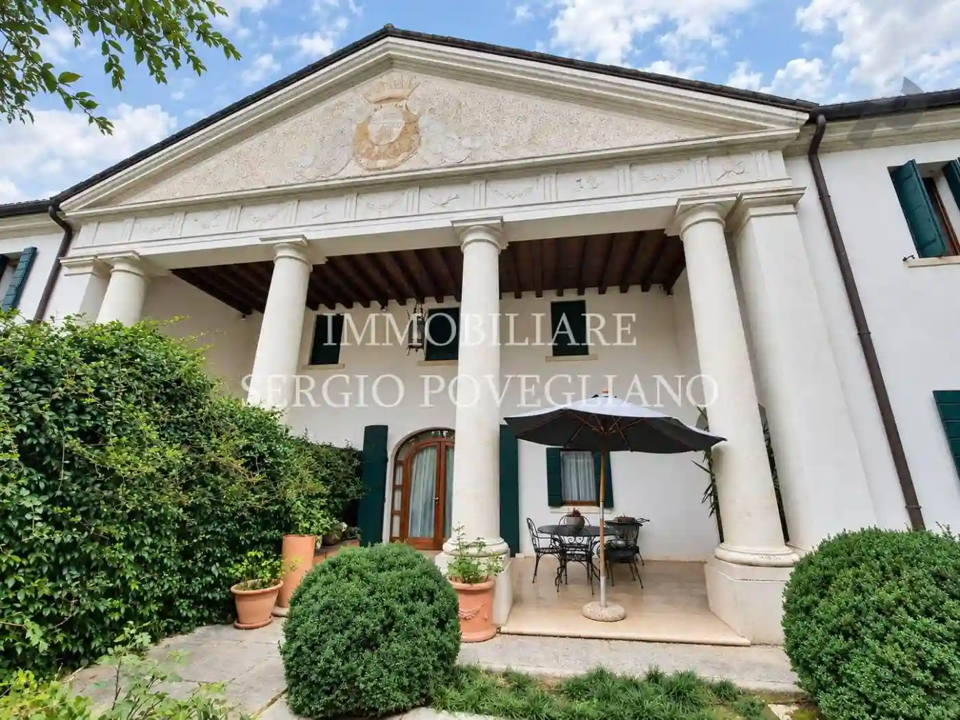 Villa - foto 2