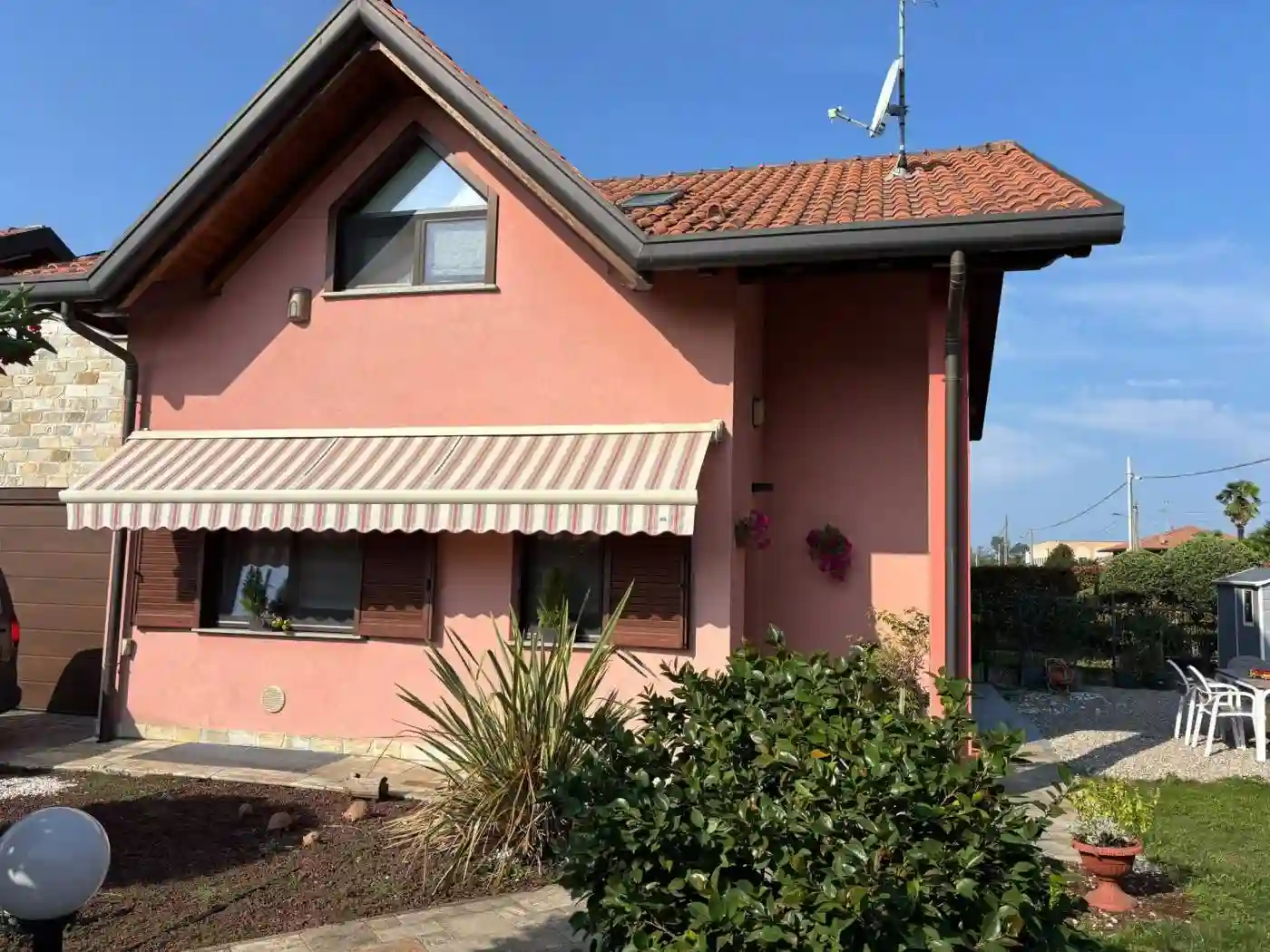 Villa - foto 3