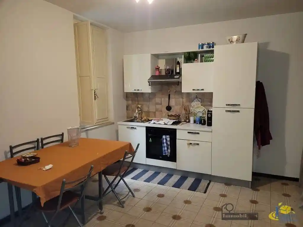 Appartamento in vendita a Parma