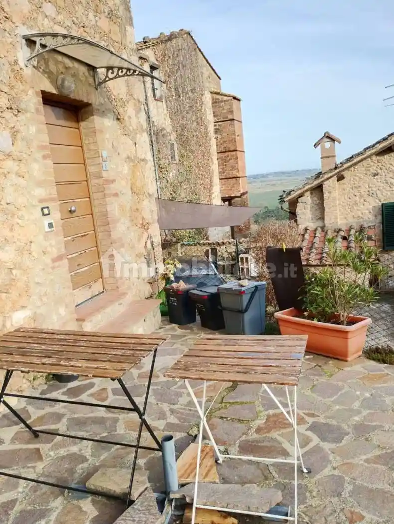 Casa indipendente in vendita a Sovicille