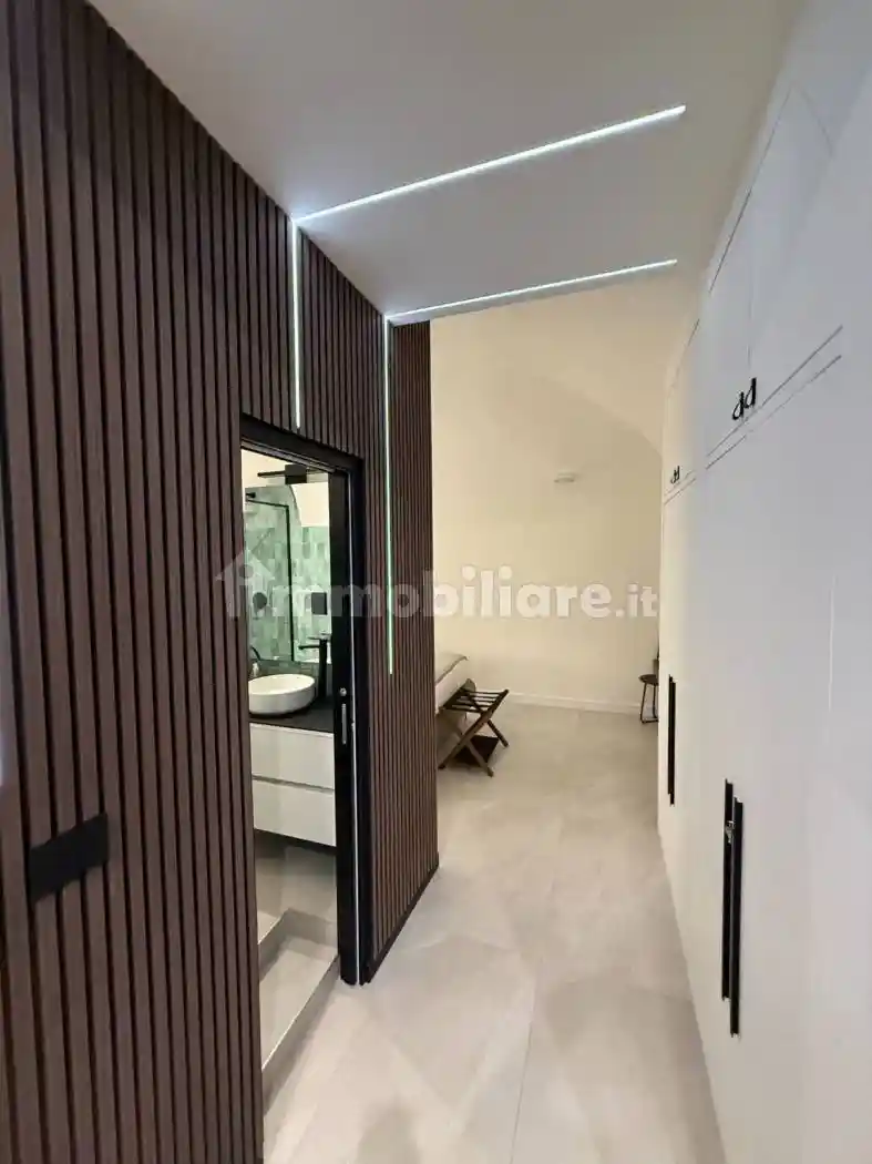 Appartamento in affitto a Napoli