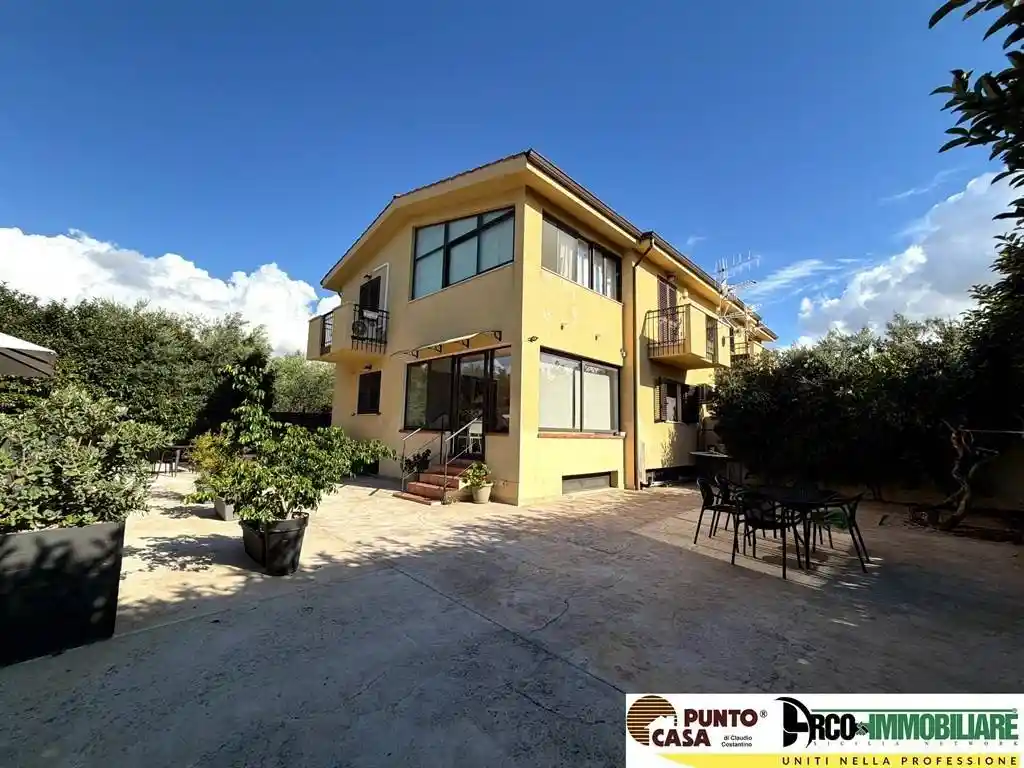 Villa in vendita a Carini