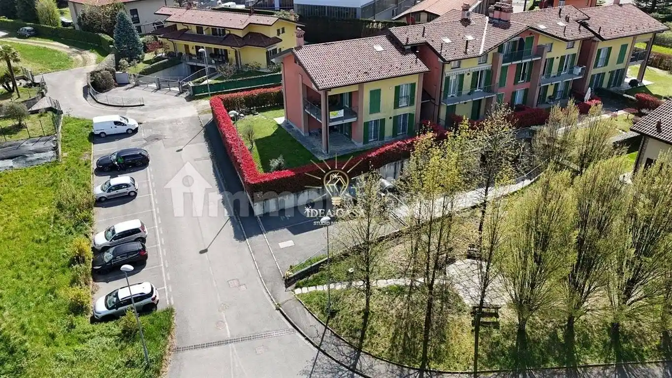 Appartamento in vendita a Veduggio con Colzano