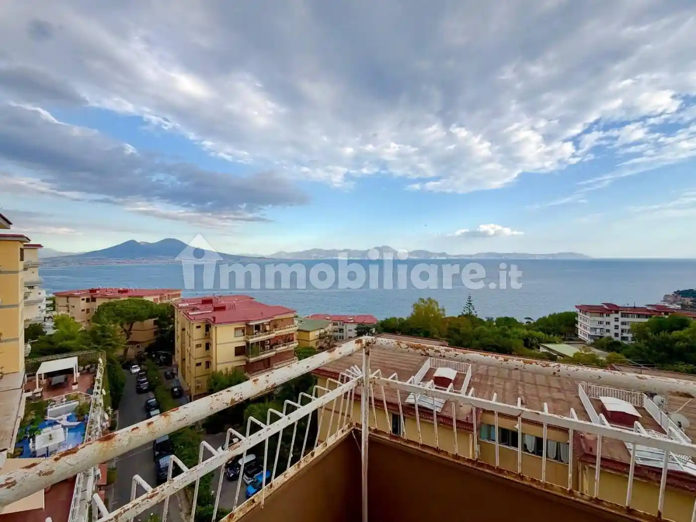 Appartamento in vendita a Napoli