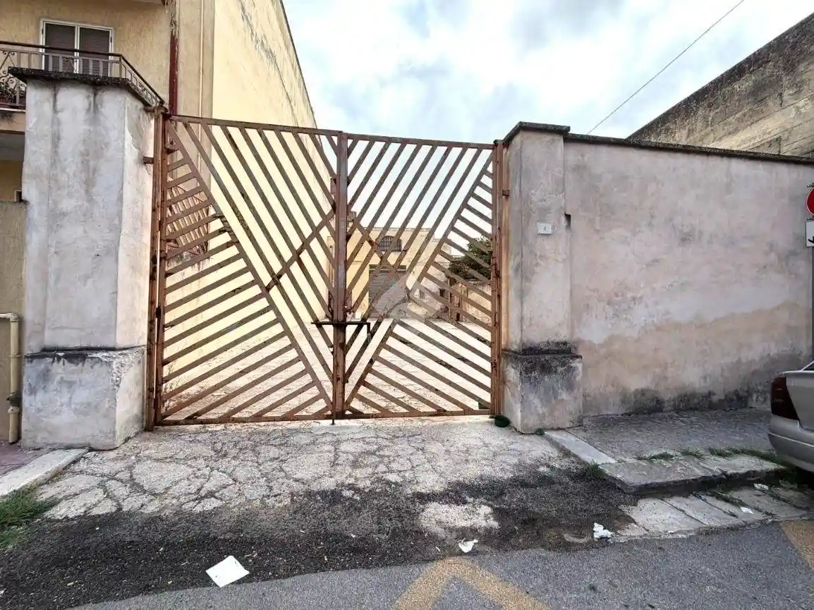 Rustico - Casale in vendita a Latiano