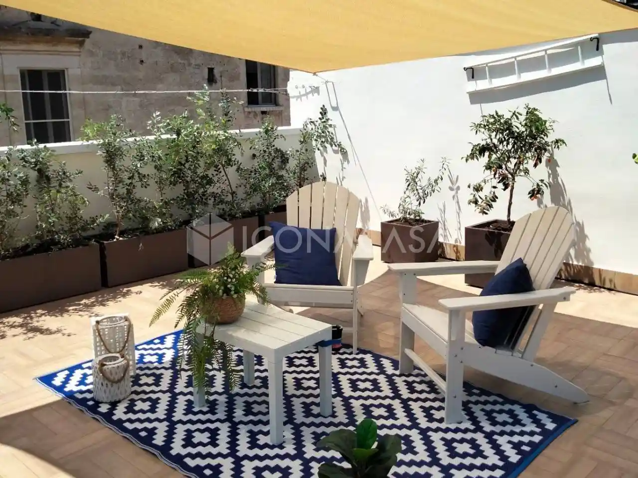 Palazzo - Edificio in vendita a Bisceglie