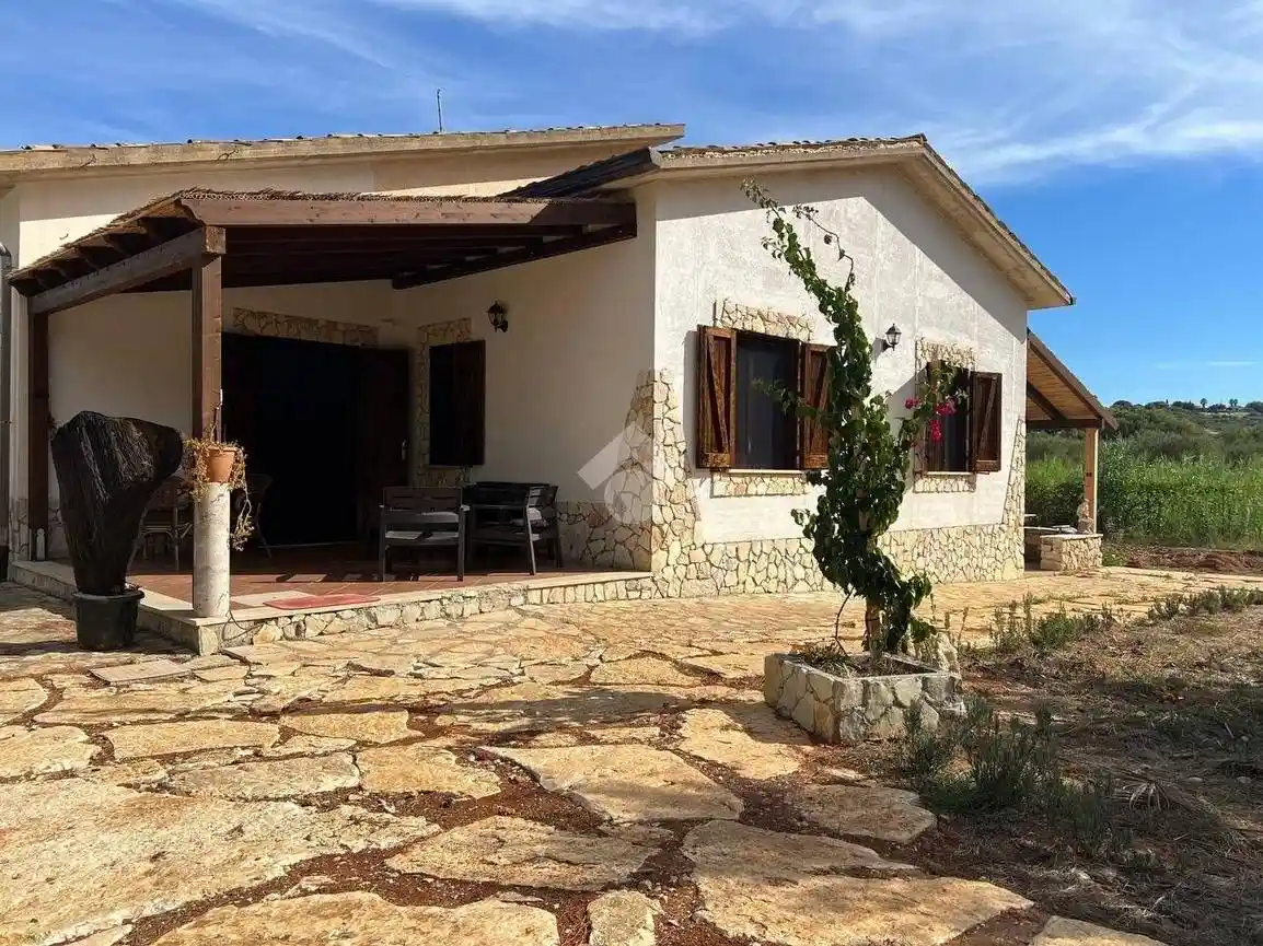 Villa in vendita a Castellammare del Golfo