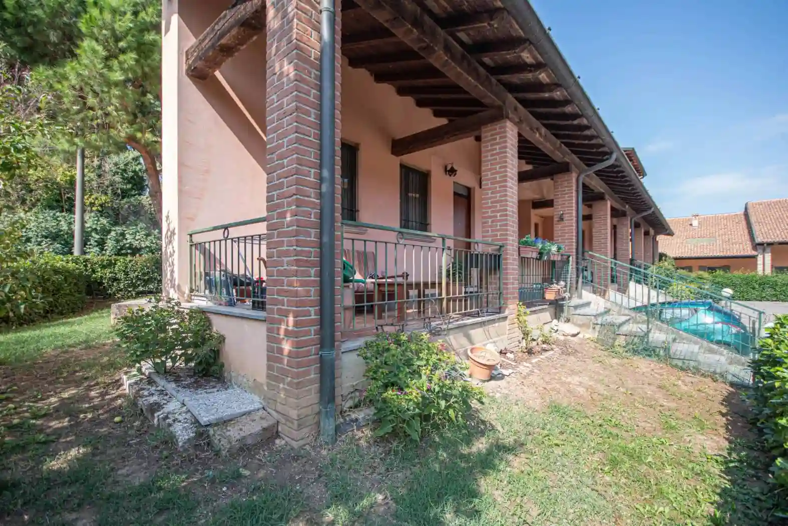 Villa - foto 2