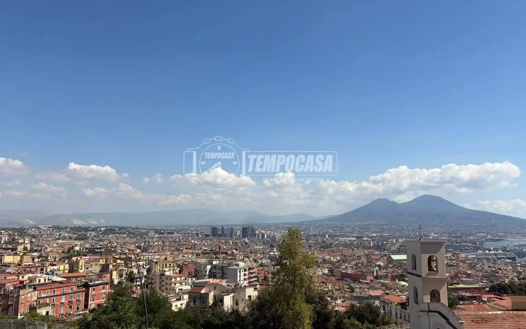 Appartamento in vendita a Napoli