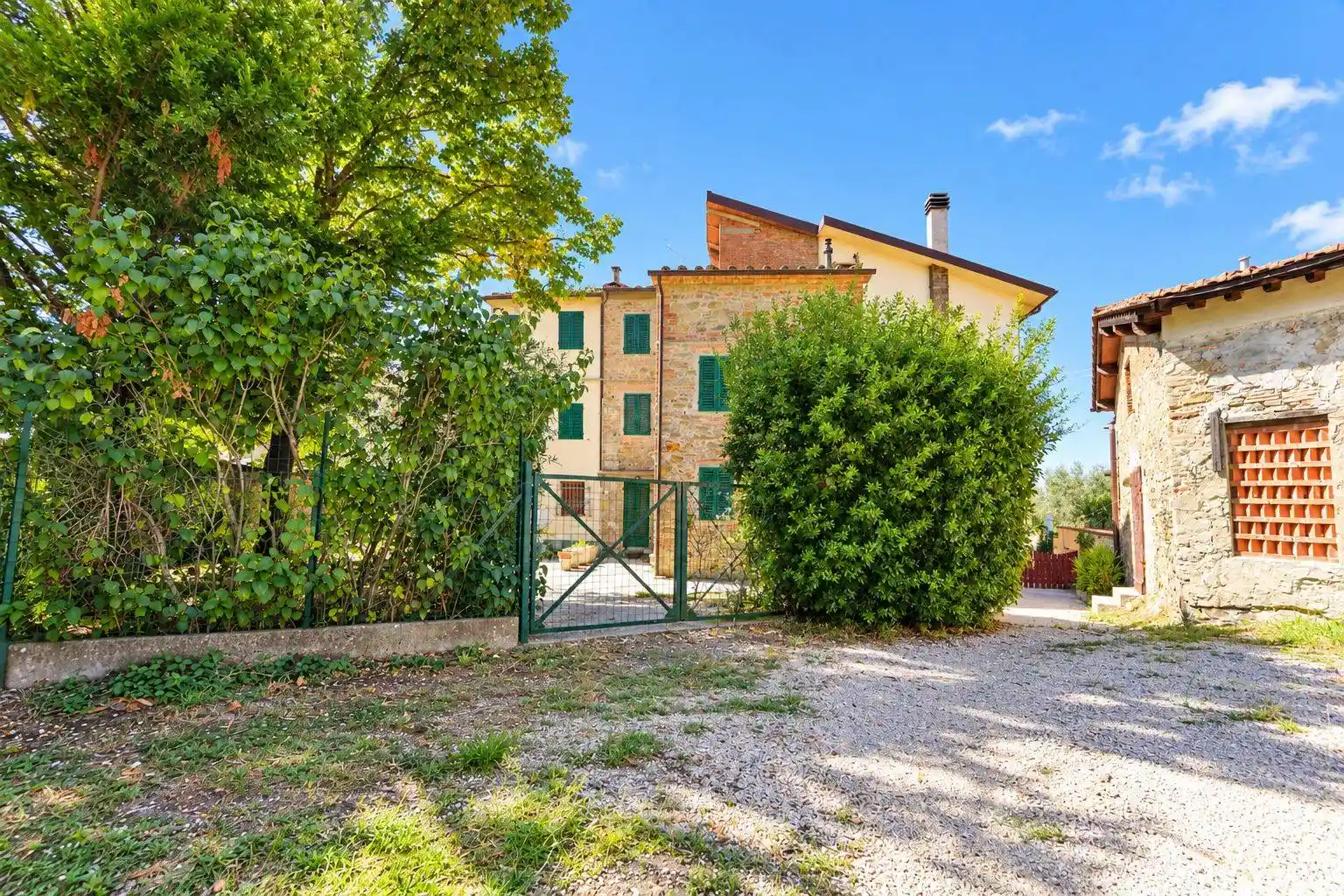 Casa indipendente in vendita a Lamporecchio